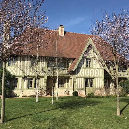 Manoir Des Douets Villa Beuvron-en-Auge Esterno foto