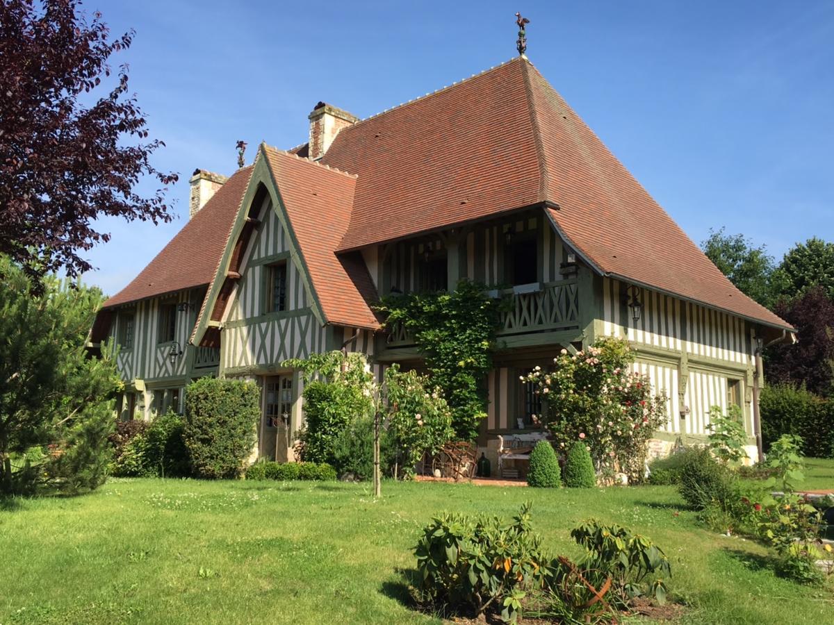 Manoir Des Douets Villa Beuvron-en-Auge Esterno foto